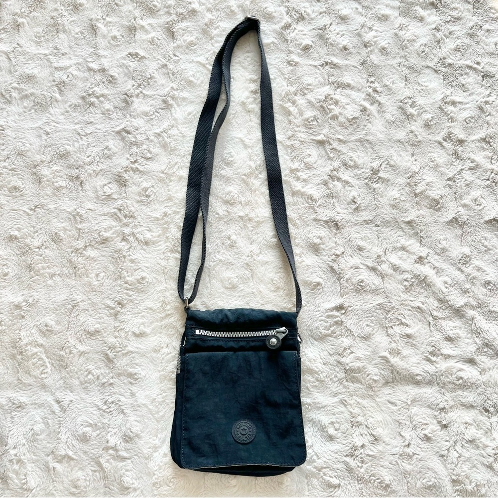 Kipling Bag Purse Navy Blue Eldorado Crossbody Adjustable Pockets Travel READ